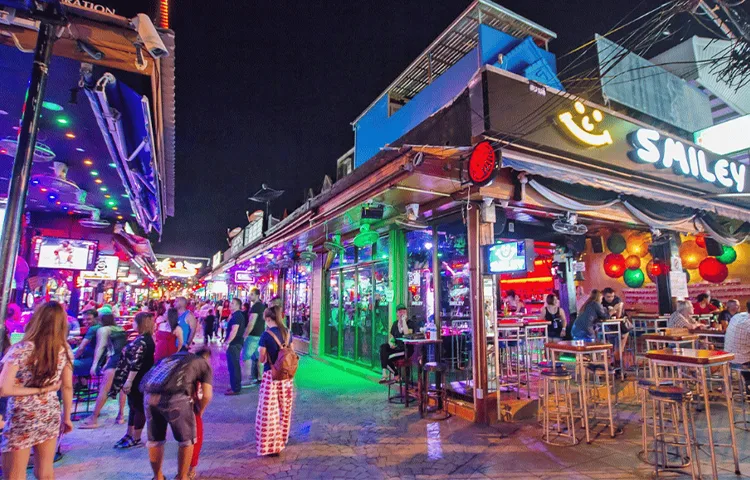 تفریحات شبانه