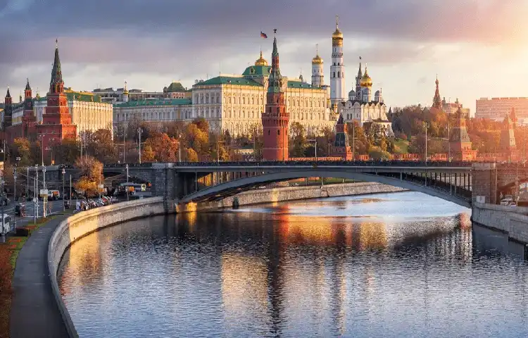 جاذبه های اطراف کاخ کرملین