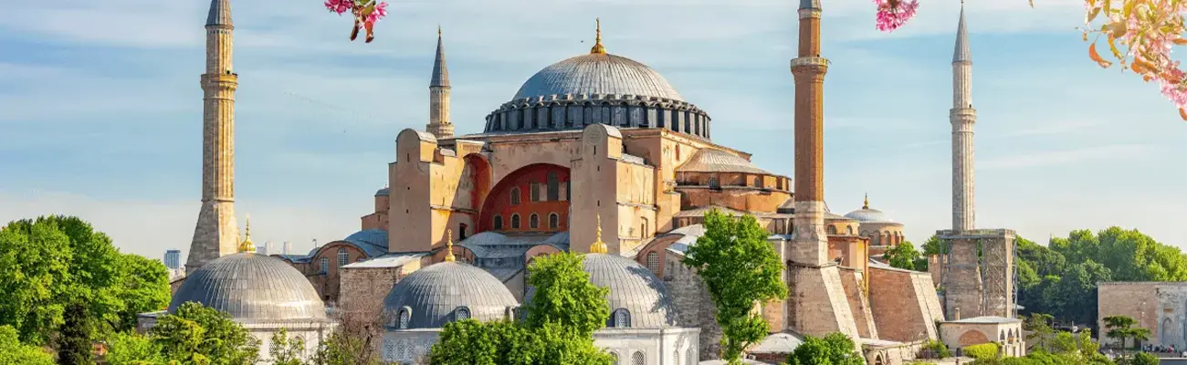 محله‌های استانبول؛ راهنمای کشف فرهنگ، تاریخ و زندگی شهری